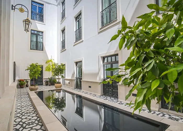 Gran Hotel Claridge Granada - Preferred Hotels & Resorts